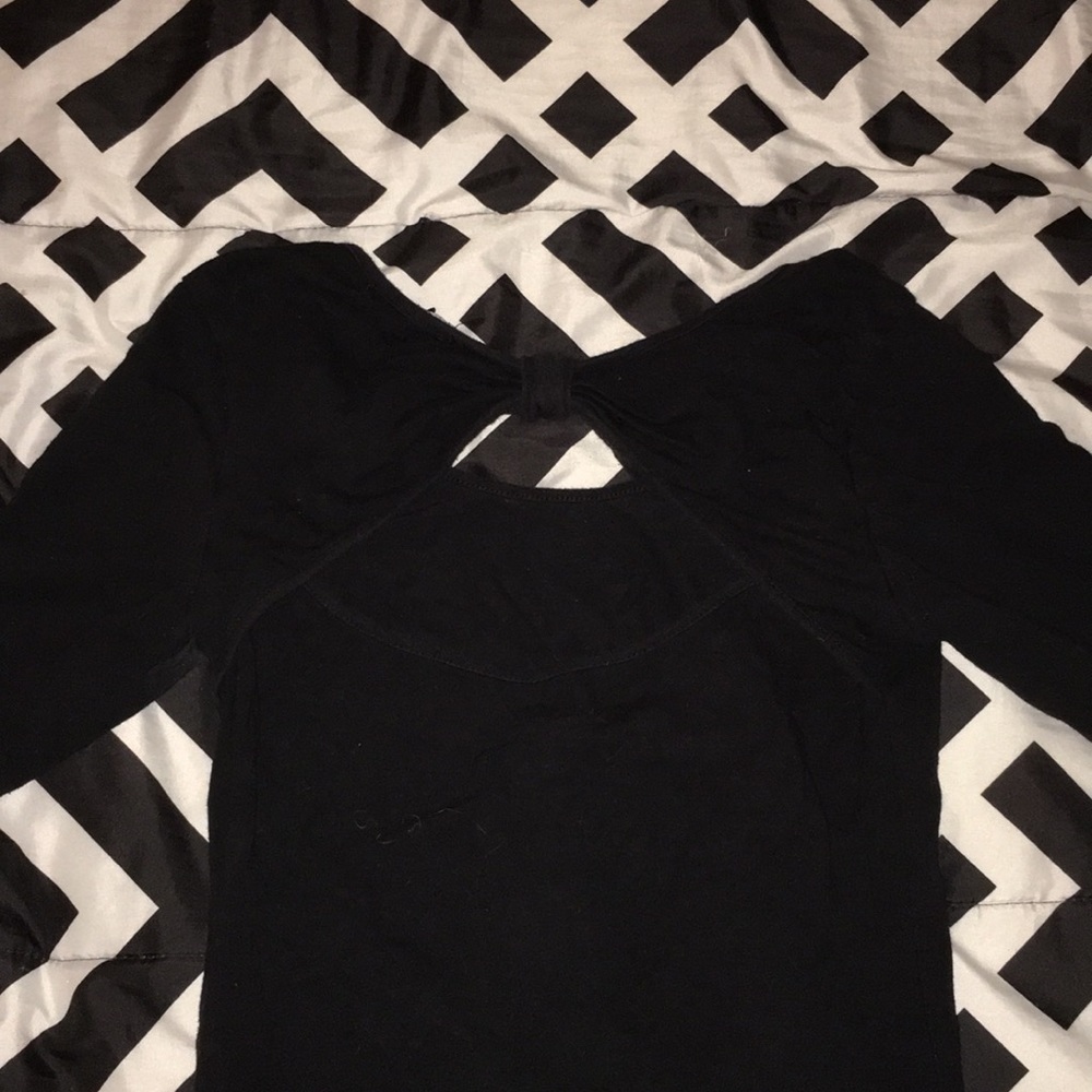 Crop Top - Picture 2 of 3